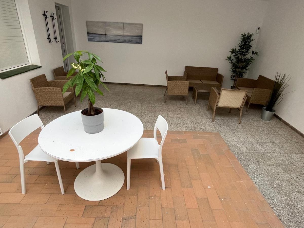 Roses Center 3 Appartement Buitenkant foto